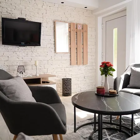 Angie Apartament Kninsko Polje