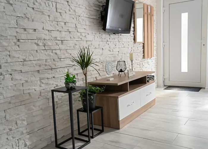 Apartment Angie Kninsko Polje